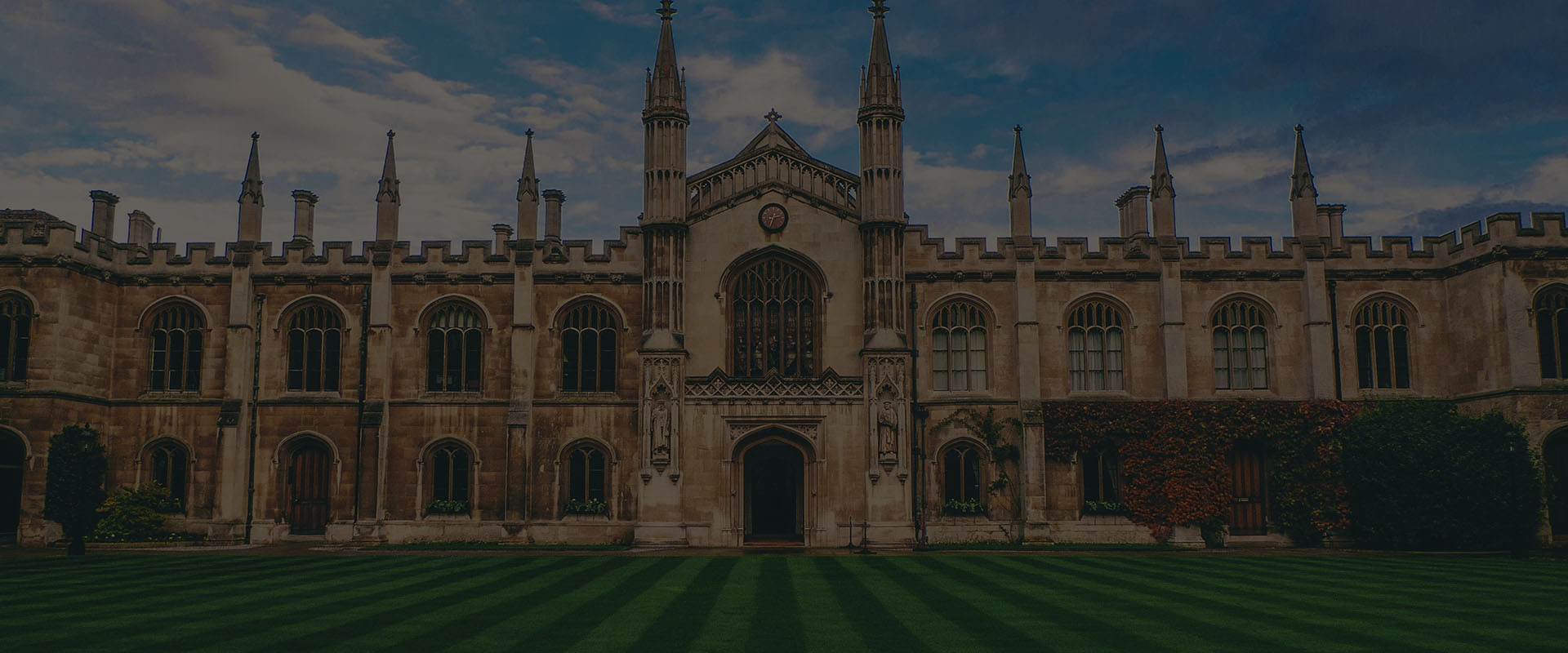 Unviersity College Studying abroad Student Visa Education Consultant OrevaGo Agency